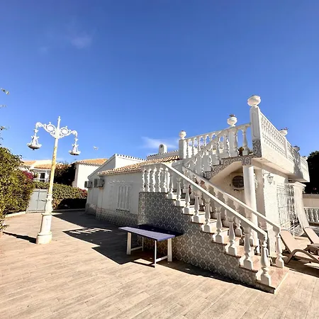 Mediterranean With Private Pool & Rooftop Orihuela