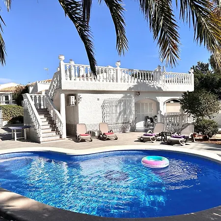 Sonnige Mit Privatem Pool & Dachterrasse