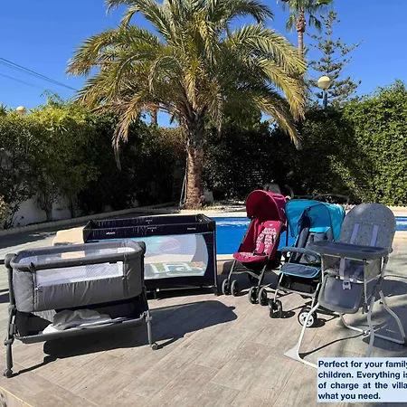 Sonnige Mit Privatem Pool & Dachterrasse